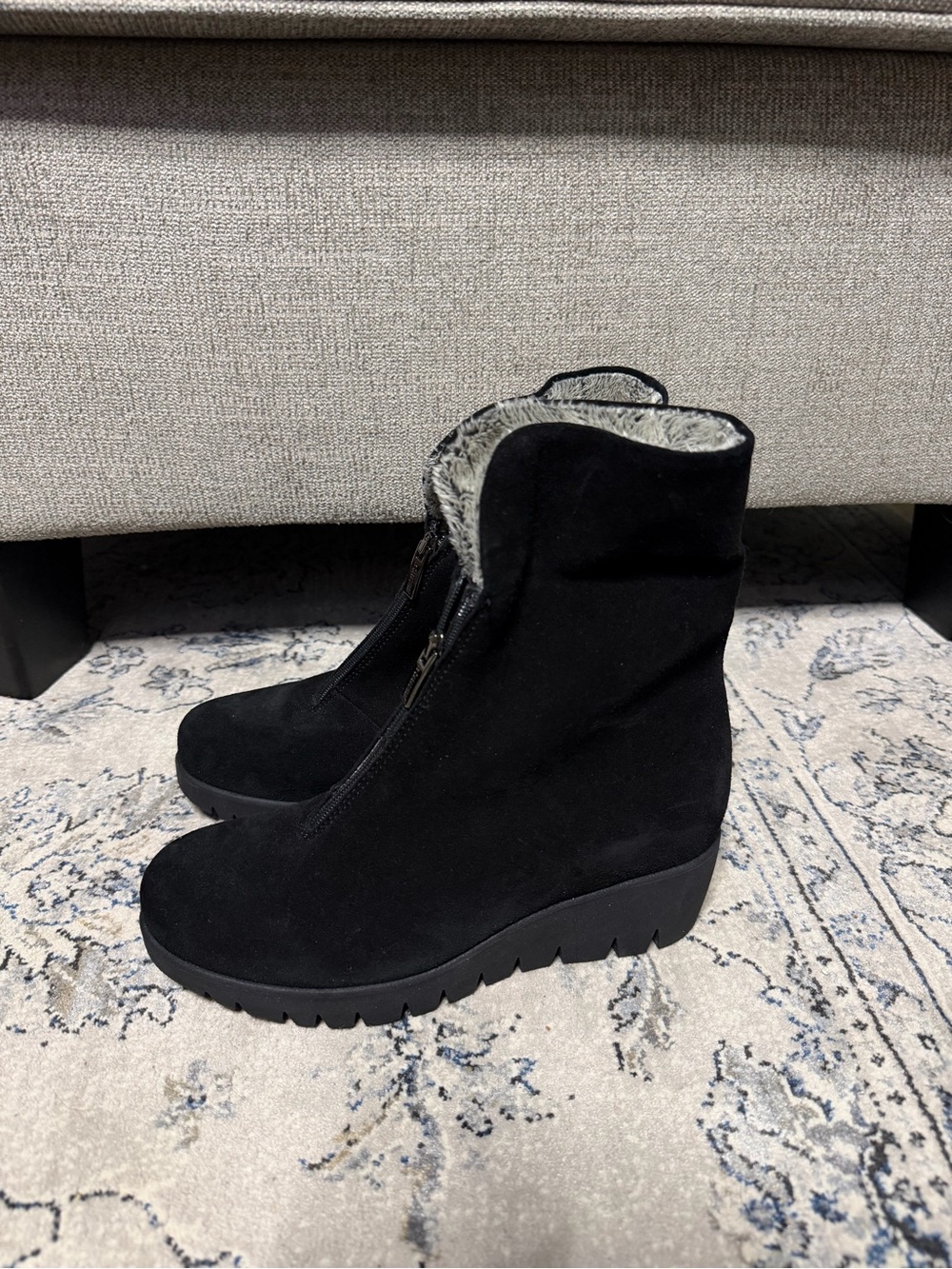 La Canadienne Thyme Waterproof Suede Wedge Booties - Picture 6 of 11